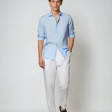 Eszter | Elegantna svijetloplava lanena košulja